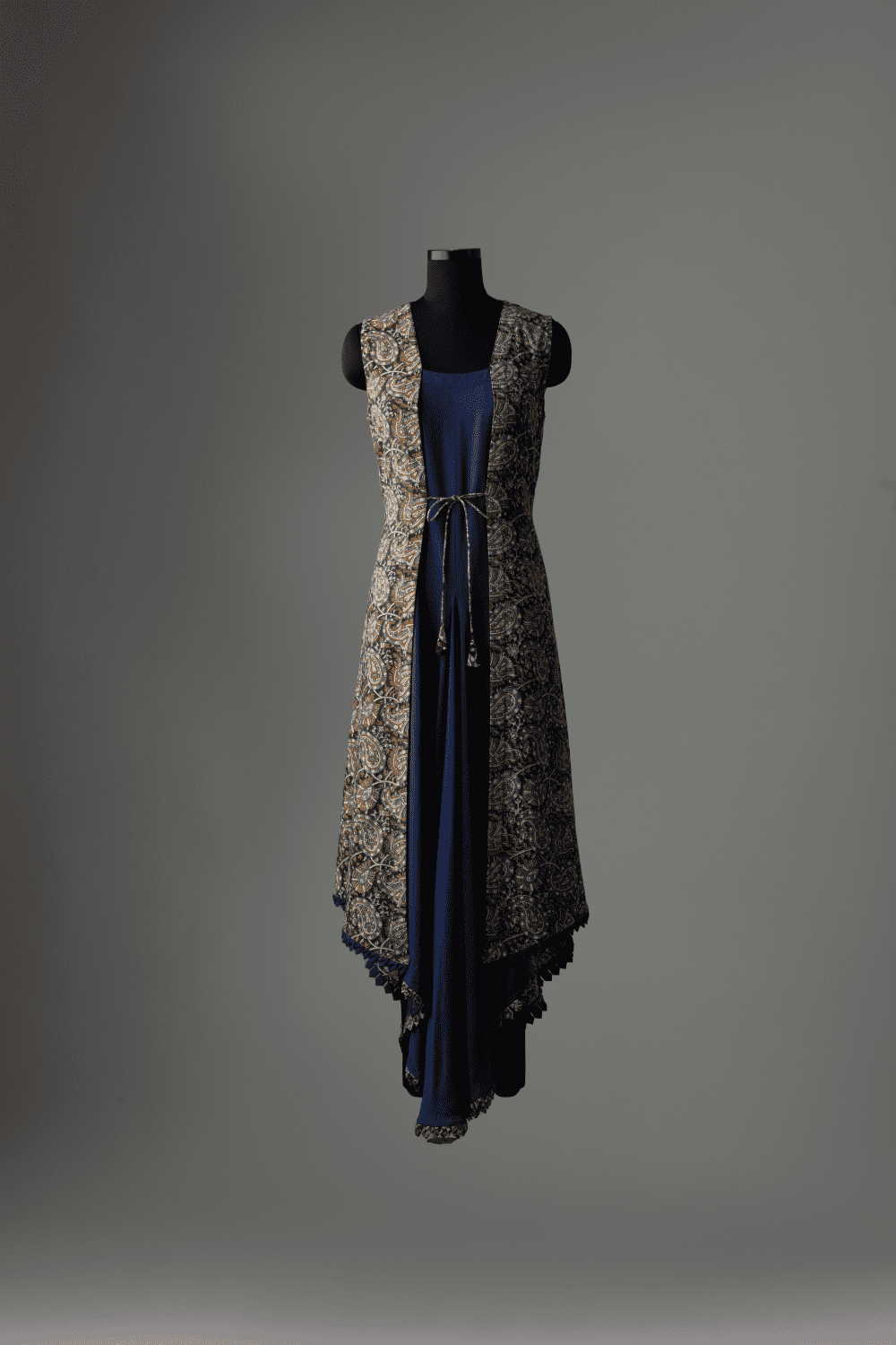Flowing Kalamkari Elegance