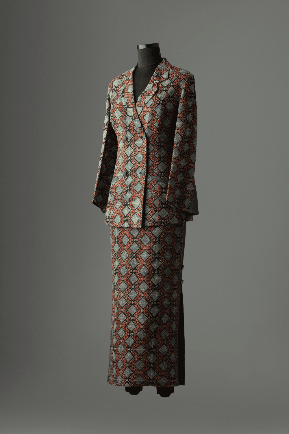 Ethnic Fusion Elegance