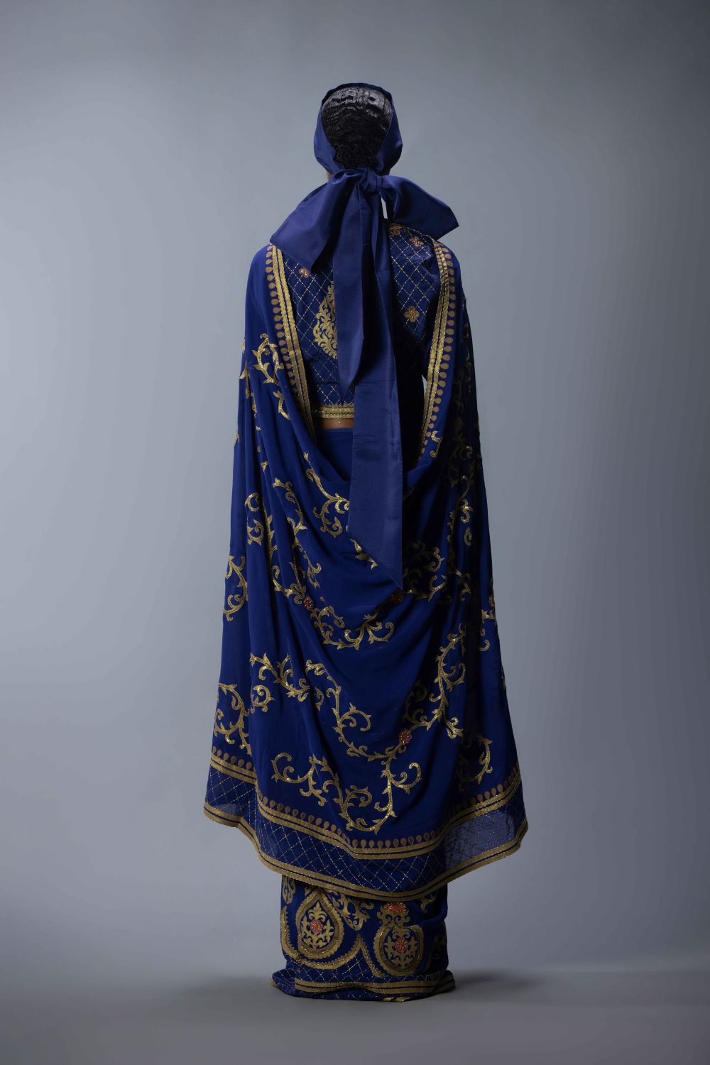 Embroidered Saree With Blouse