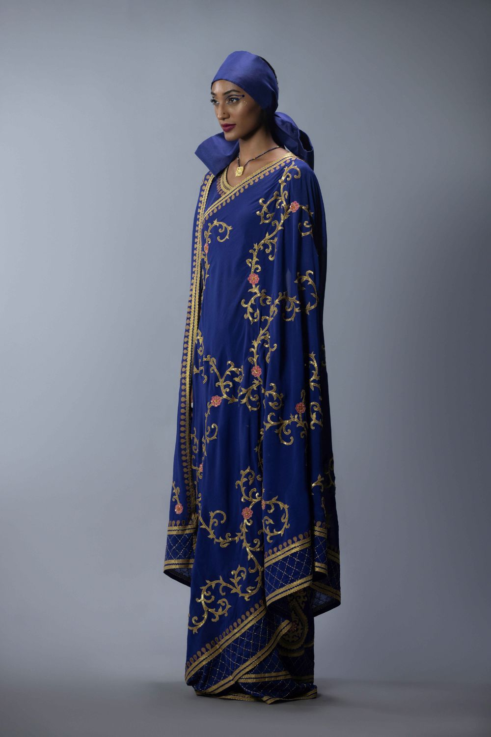 Embroidered Saree With Blouse