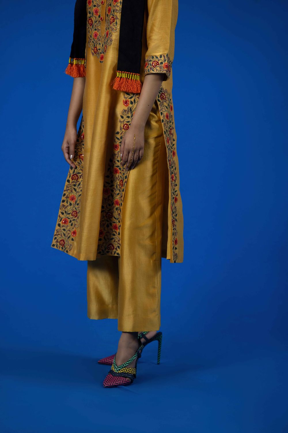 Embroidered Kurta With Straight Pants
